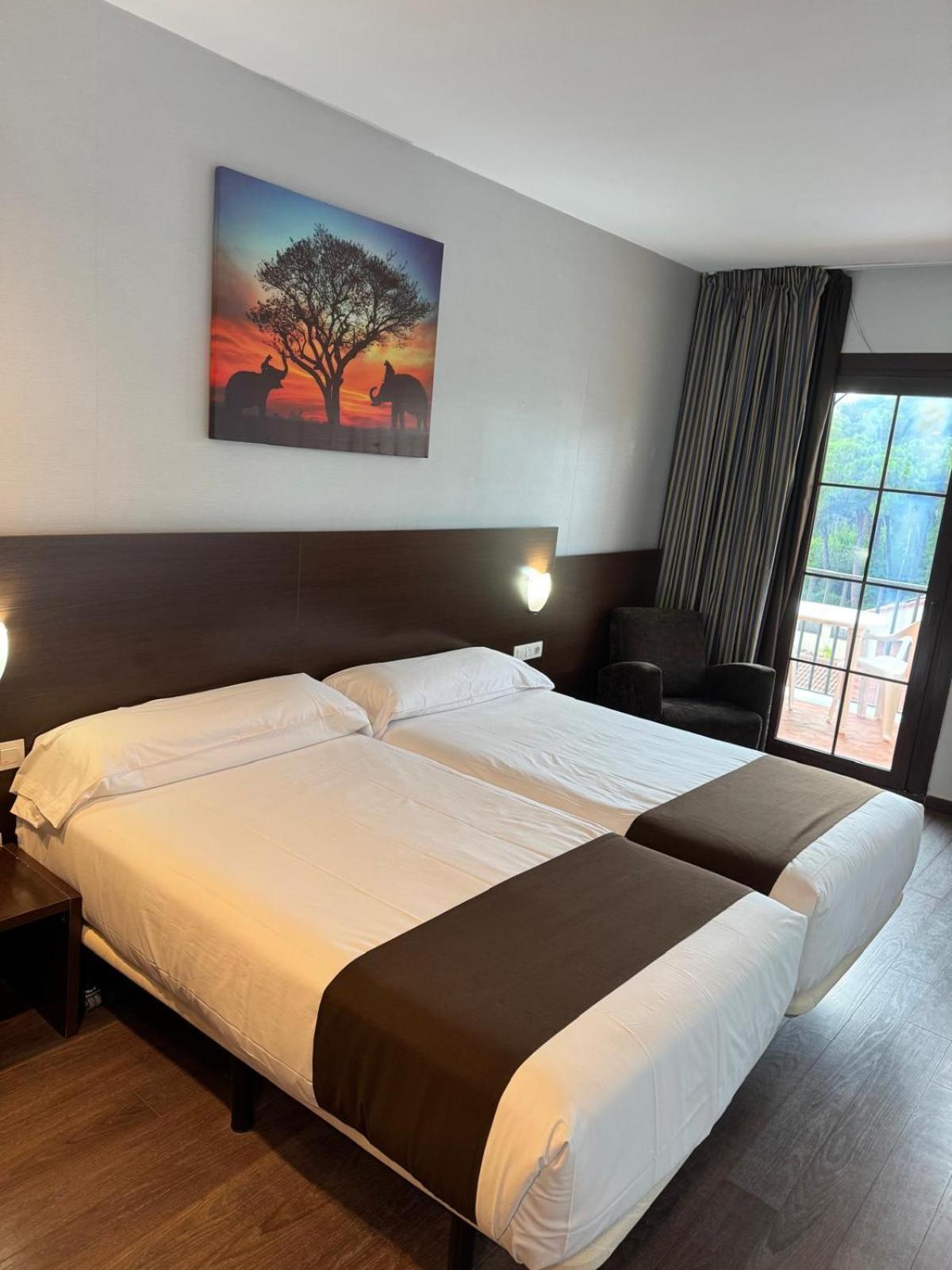 Hotel Canal Olimpic Castelldefels Buitenkant foto