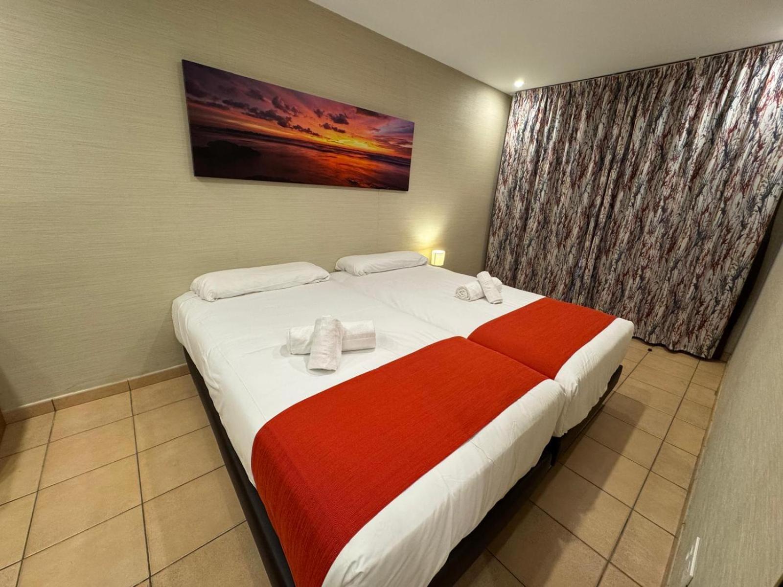 Hotel Canal Olimpic Castelldefels Buitenkant foto