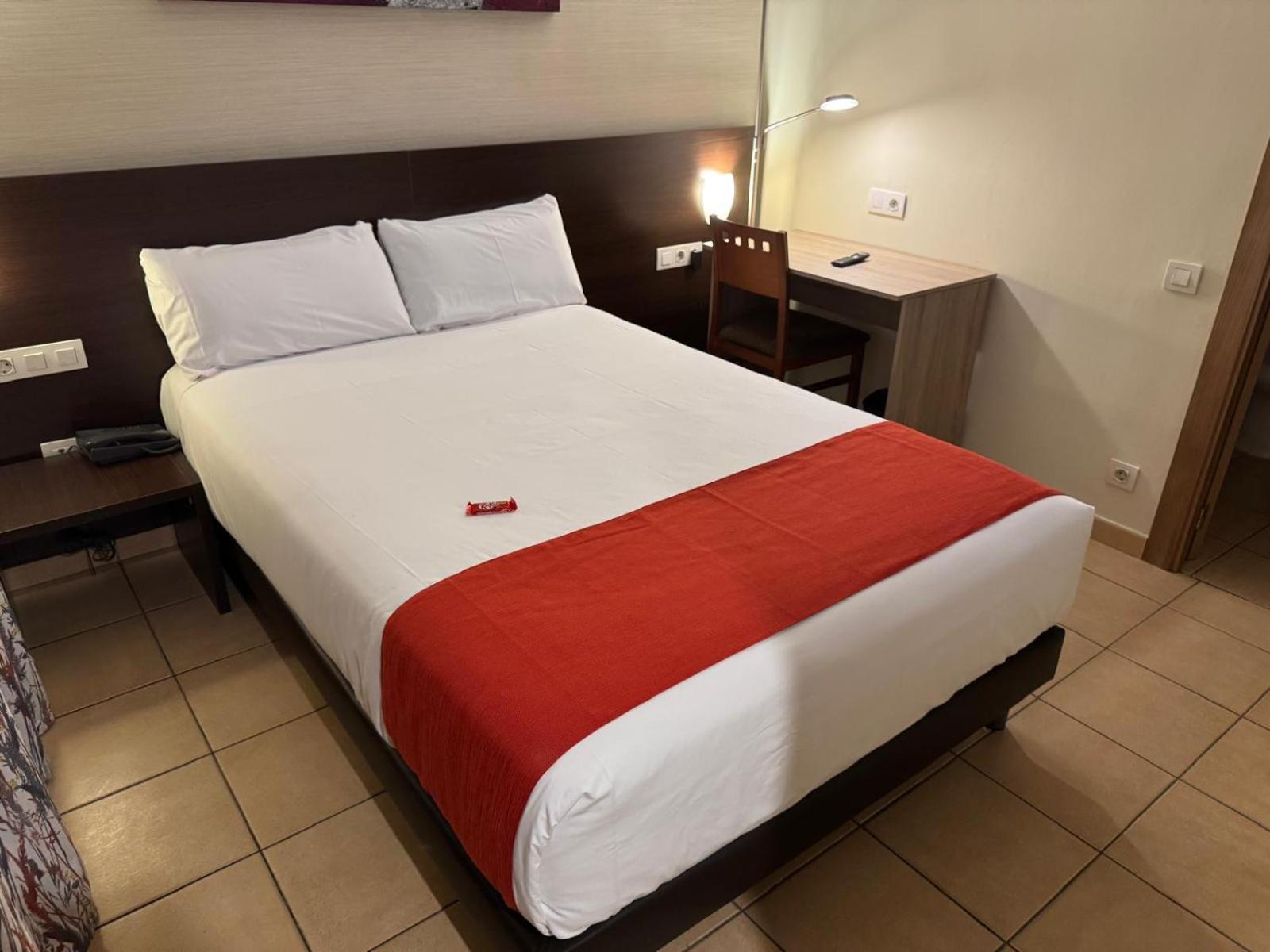 Hotel Canal Olimpic Castelldefels Buitenkant foto