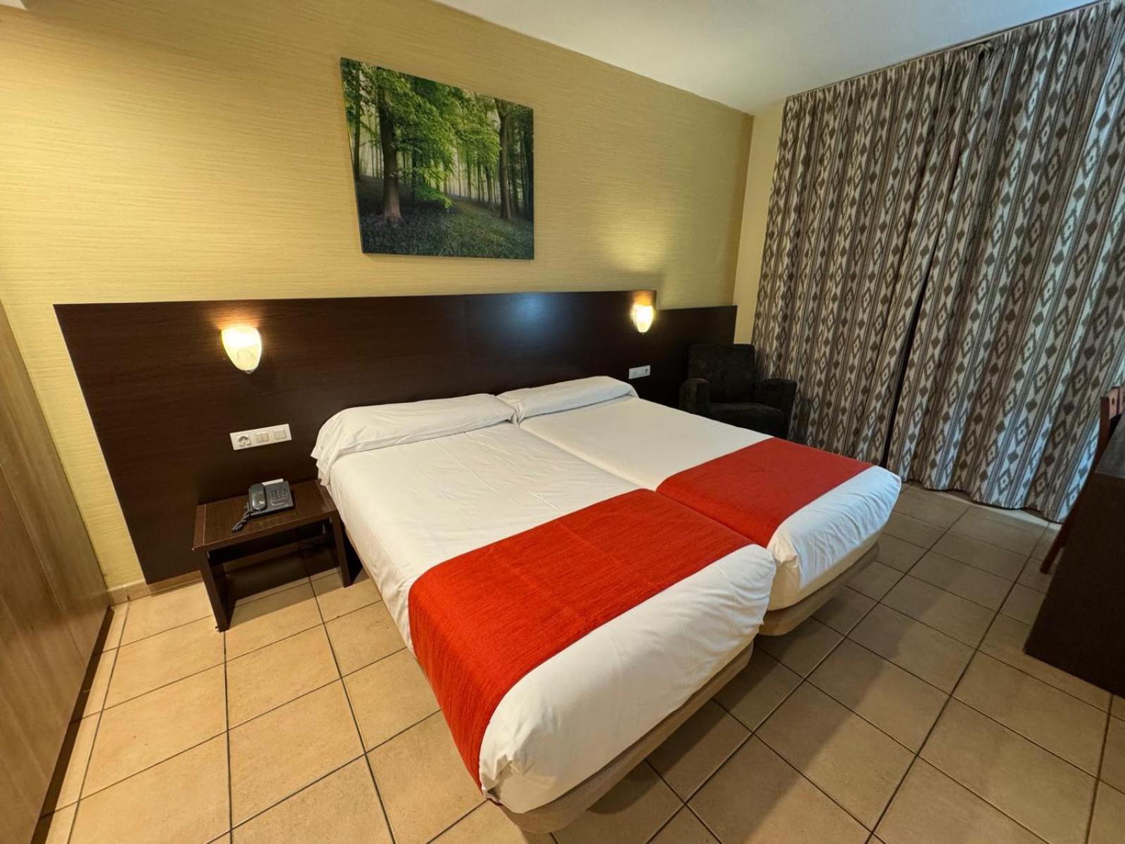 Hotel Canal Olimpic Castelldefels Buitenkant foto